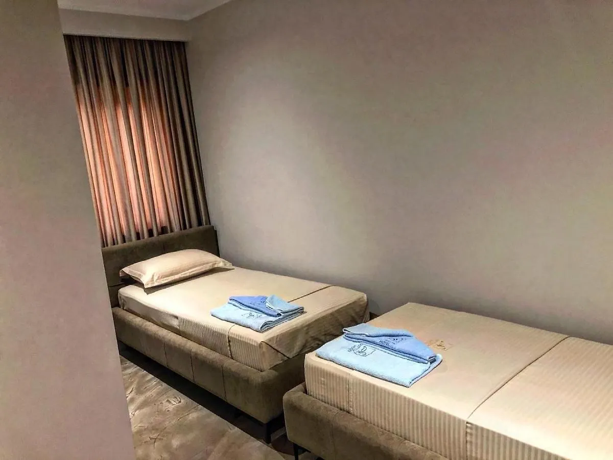 Ritson Hotel Vlorë 3*, Narte Αλβανία